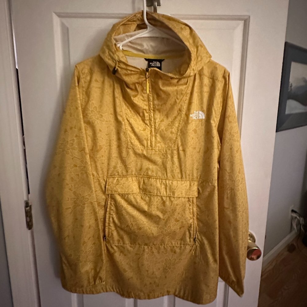 The North Face Women’s Fanorak 2.0